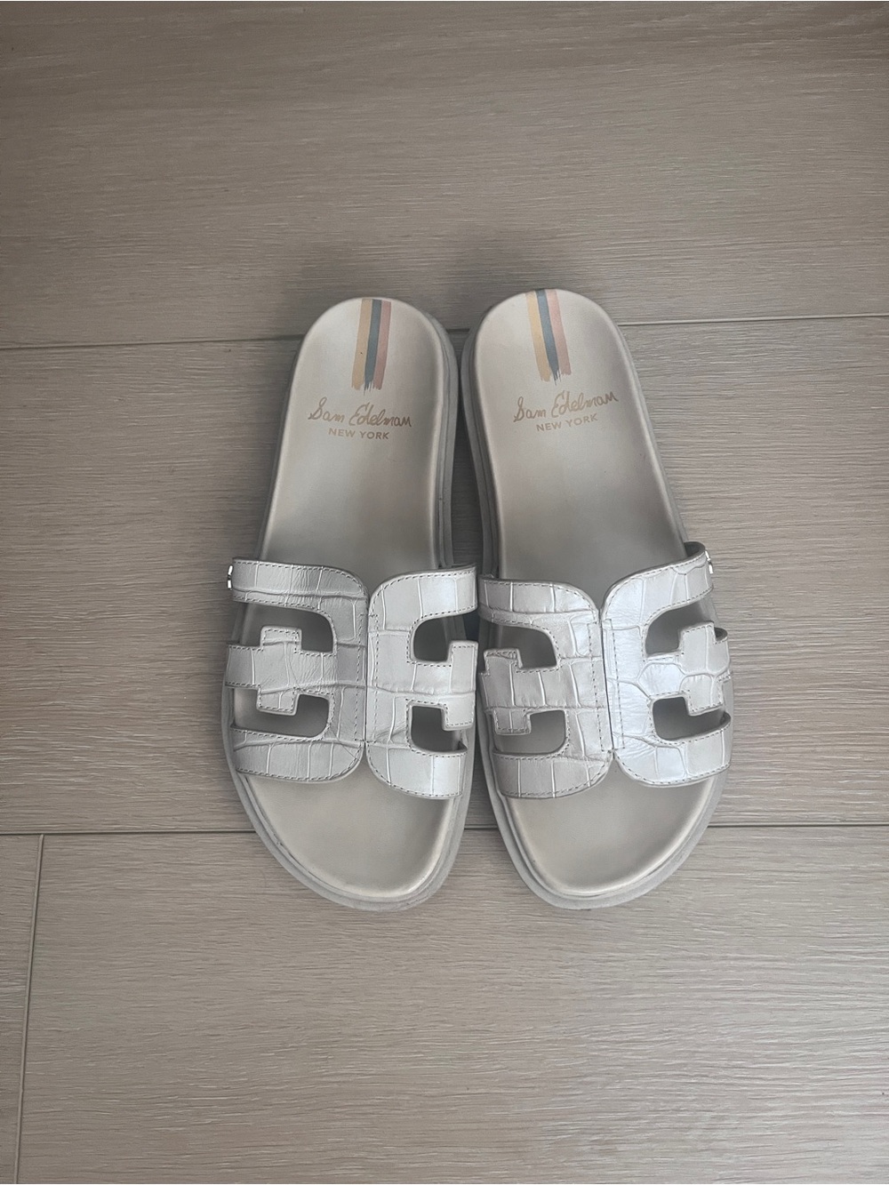 Sam Edelman Beige Croc-Embossed Slide Sandals